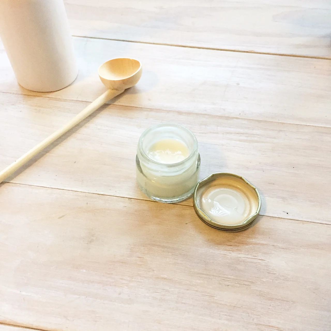 Deo+jar+spoon.jpg